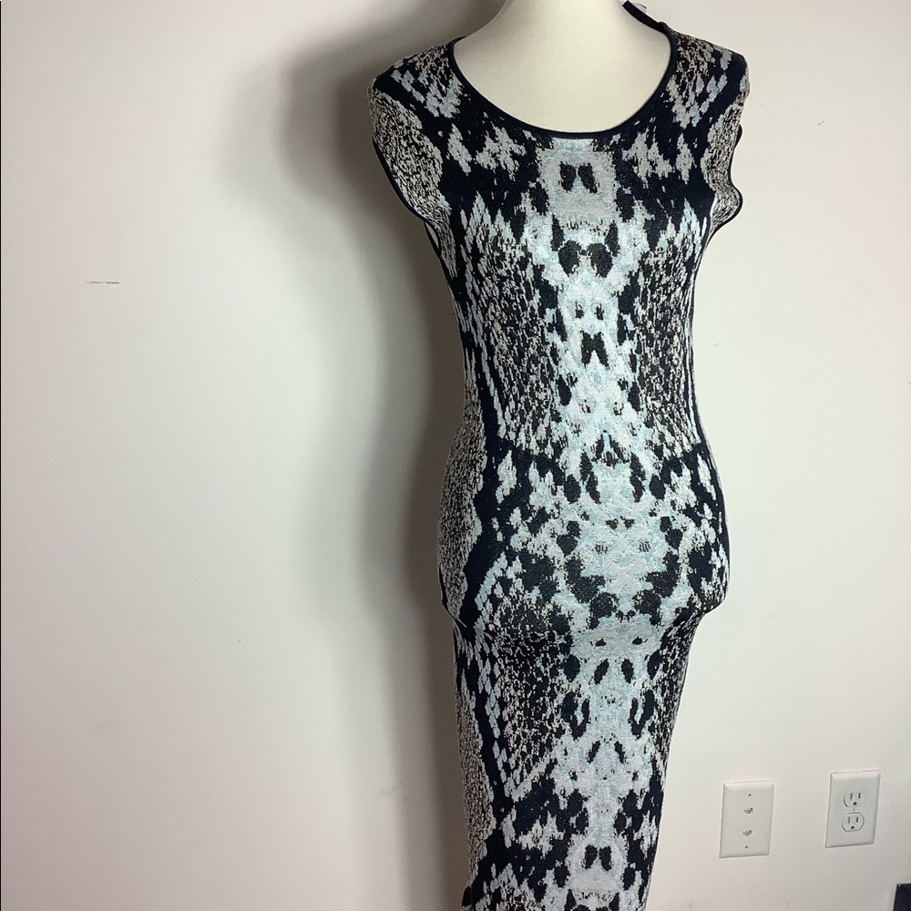 Naeem khan midi Cap Sleeves Sweater Dress